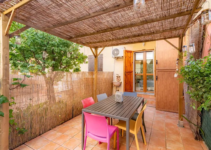 Casada\'S House